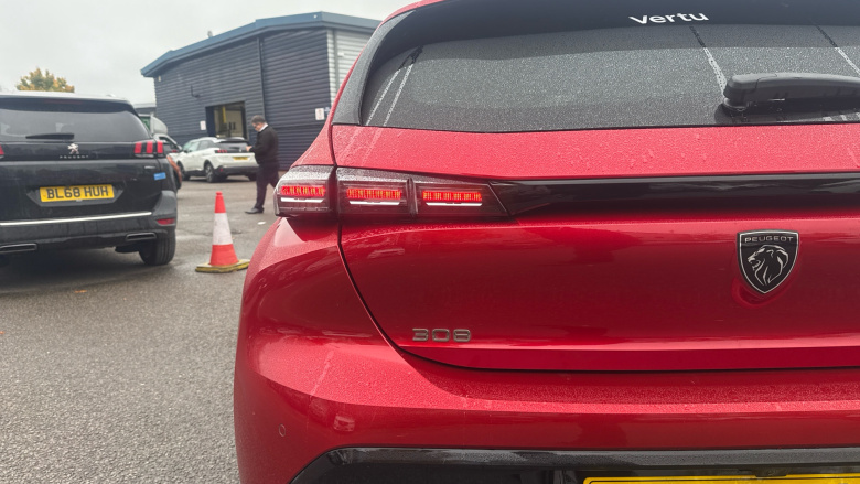 Peugeot 308 1.2 PureTech Allure Premium 5dr EAT8 Petrol Hatchback